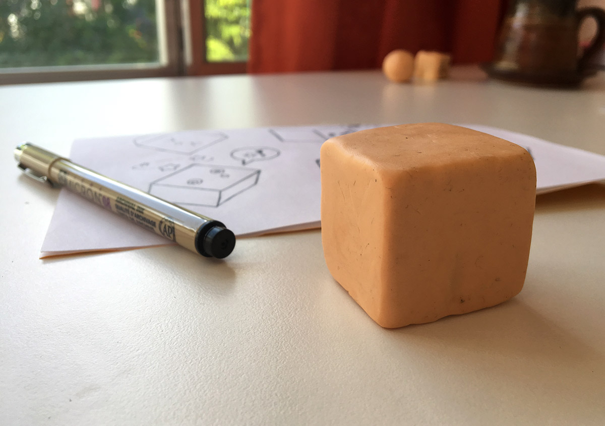 Plasticine cube for drawing reference